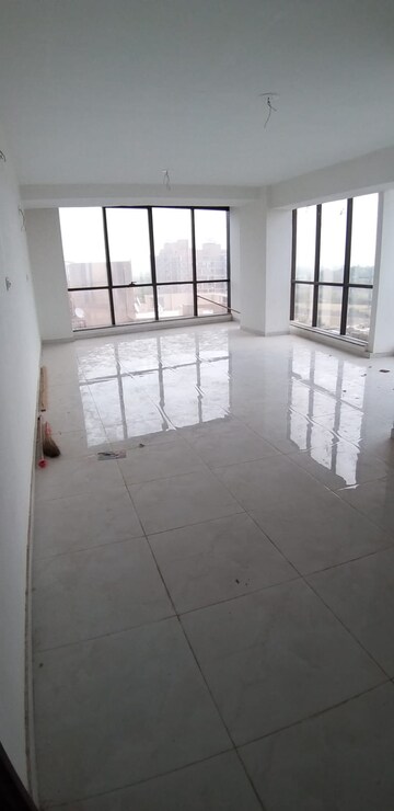Room in  Office Space at Vaishnodevi Circle – for Sale