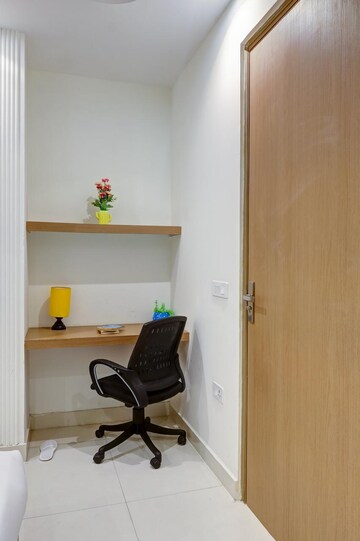 Furnished Amenities in 1 BHK Builder Floor at Sector 55 – for Rent