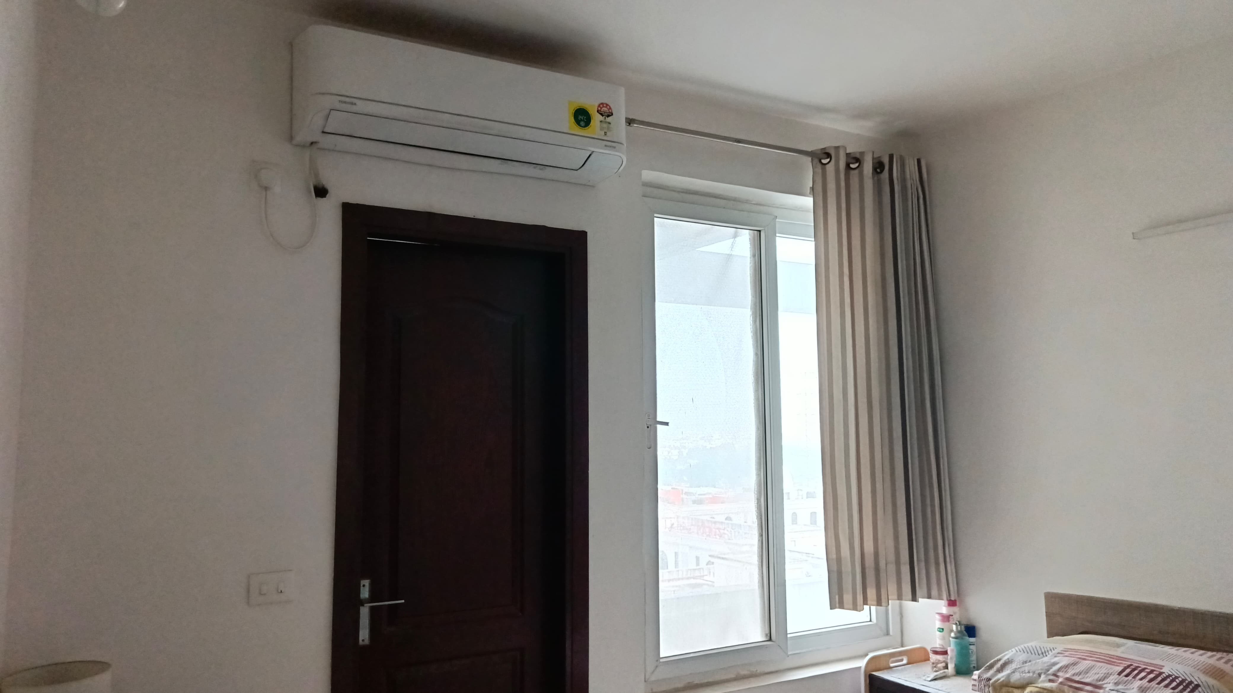 3 BHK + Extra Room Apartment For Rent in Omaxe Royal Residency Faridabad