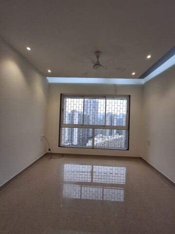 Room in 3 BHK Apartment at Evershine Crown, Kandivali East – for Sale
