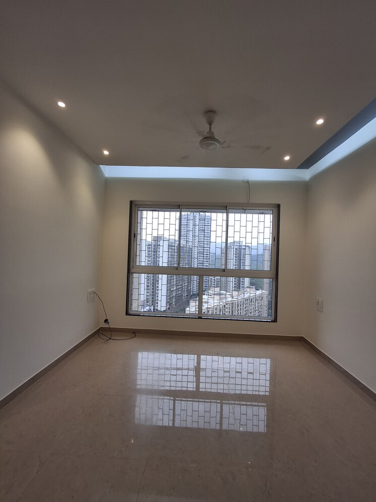 Room, evershine-crown 3 Bedroom 897 Sq.Ft. Apartment In Kandivali East Mumbai 8807268