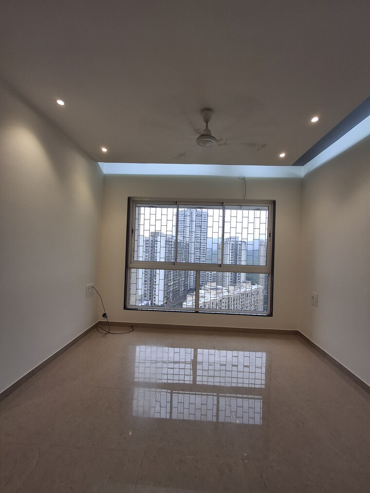 Room, evershine-crown 3 Bedroom 897 Sq.Ft. Apartment In Kandivali East Mumbai 8807268