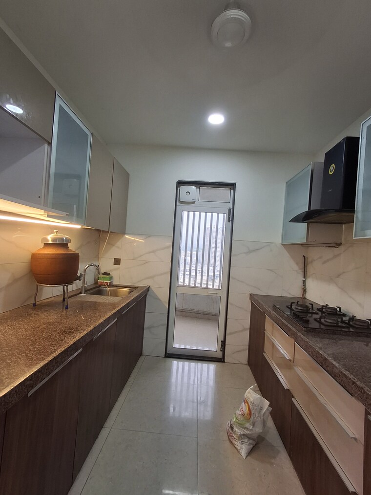 Kitchen, evershine-crown 3 Bedroom 897 Sq.Ft. Apartment In Kandivali East Mumbai 8807268