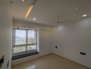 Room in 2 BHK Apartment at VTP Beaumonde, Kharadi – for Rent