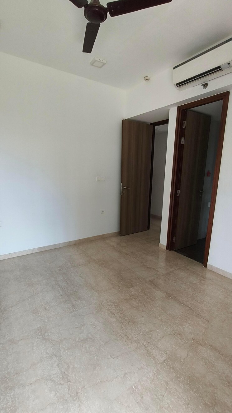 Room, lodha-the-park 3 Bedroom 1180 Sq.Ft. Apartment In Worli Mumbai 8807273