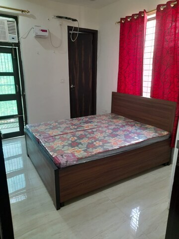 Bedroom in 2 BHK Builder Floor at Sector 47 – for Rent