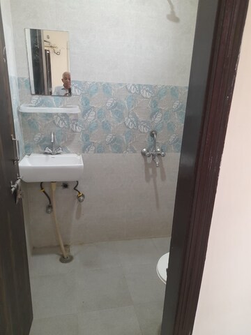 Bathroom in 2 BHK Builder Floor at Sector 47 – for Rent