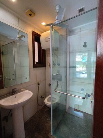 Bathroom in 3 BHK Builder Floor at Green Park Extension – for Rent