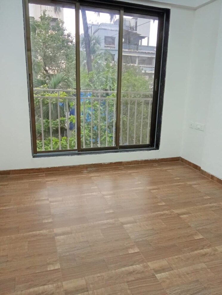 Room, goregaon west 1 Bedroom 400 Sq.Ft. Apartment In Goregaon West Mumbai 8807333