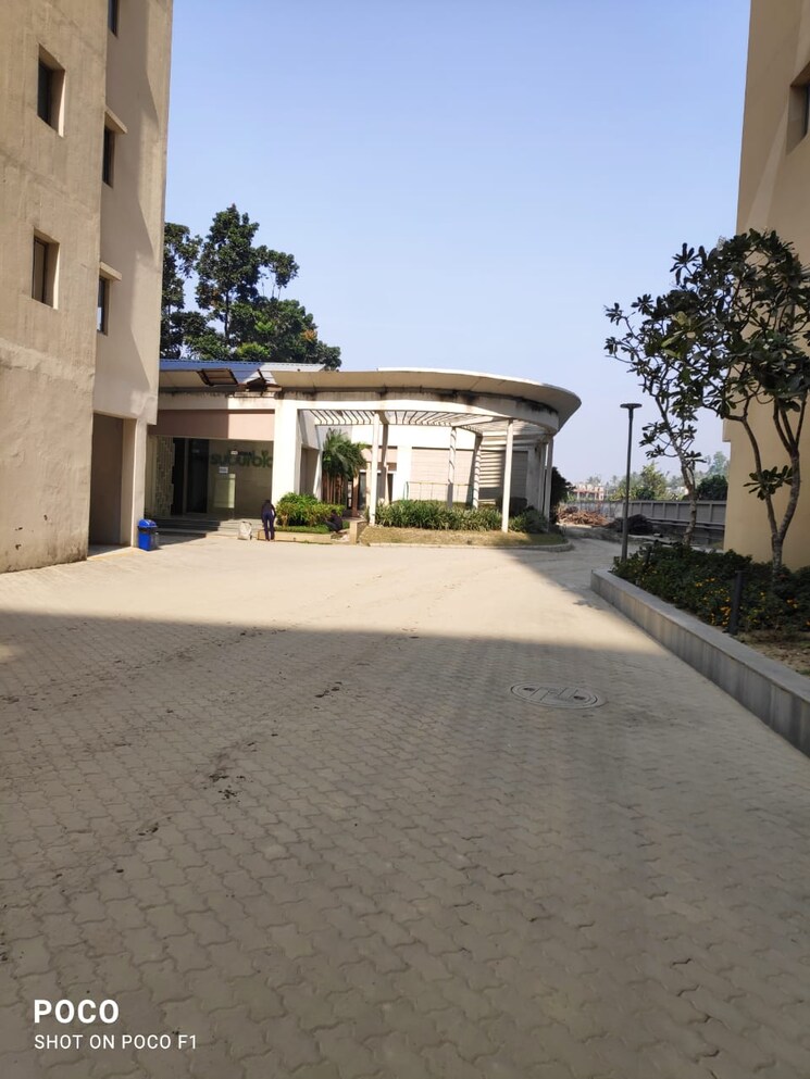  Parking, siddha-suburbia 2 Bedroom 880 Sq.Ft. Apartment In Narendrapur Kolkata 8807343