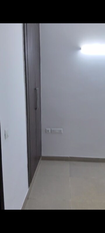 Furnished Amenities in 3 BHK Apartment at Saya Zion, Sector 4 Greater Noida – for Sale