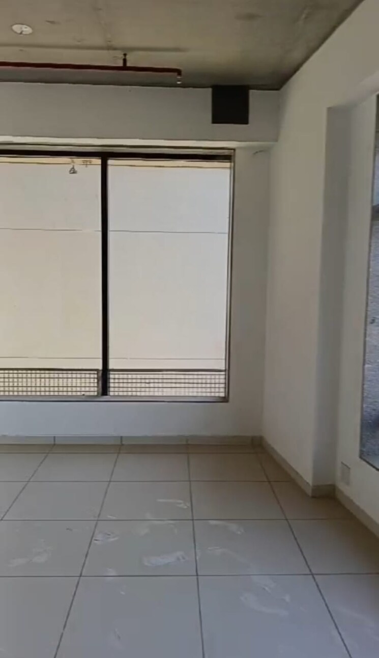 undefined, ashram road Commercial Office Space 880 Sq.Ft. In Ashram Road Ahmedabad 8807365