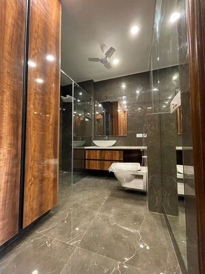 Kitchen in 4 BHK Builder Floor at Sector 57 – for Sale