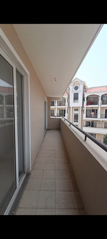 3 BHK Builder Floor For Sale in Sushma Valencia, International Airport Road