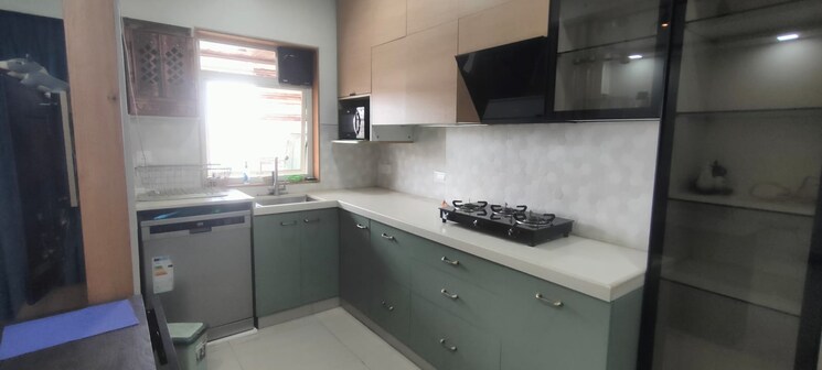 Kitchen, veera desai road 1 Bedroom 600 Sq.Ft. Apartment In Veera Desai Road Mumbai 8807415
