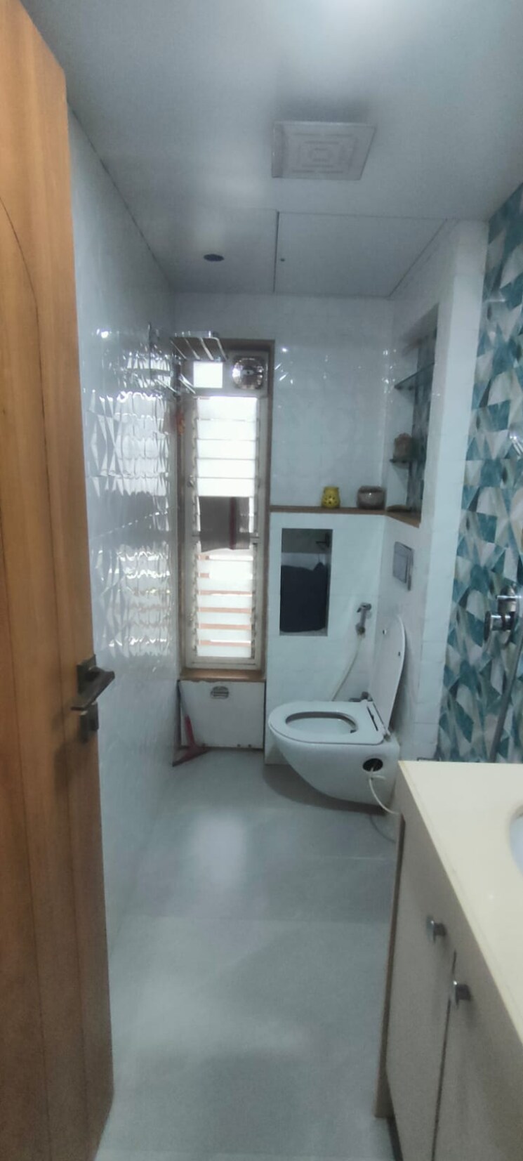 Bathroom, veera desai road 1 Bedroom 600 Sq.Ft. Apartment In Veera Desai Road Mumbai 8807415