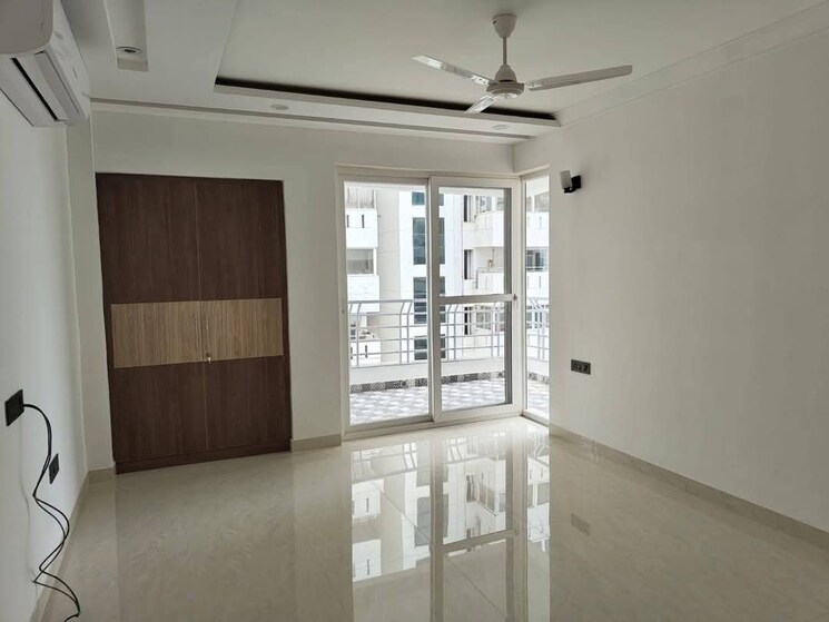 Room, ambience-creacions 3 Bedroom 2781 Sq.Ft. Apartment In Sector 22 Gurgaon 8807438
