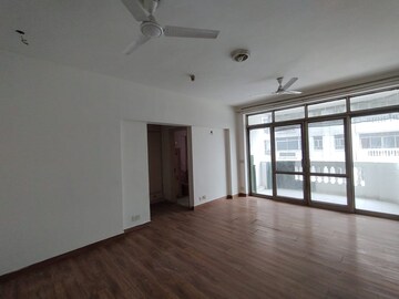 3 BHK Apartment For Rent in Raheja Vedaanta, Sector 108