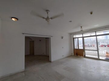 Room in 3 BHK Apartment at Raheja Vedaanta, Sector 108 – for Rent