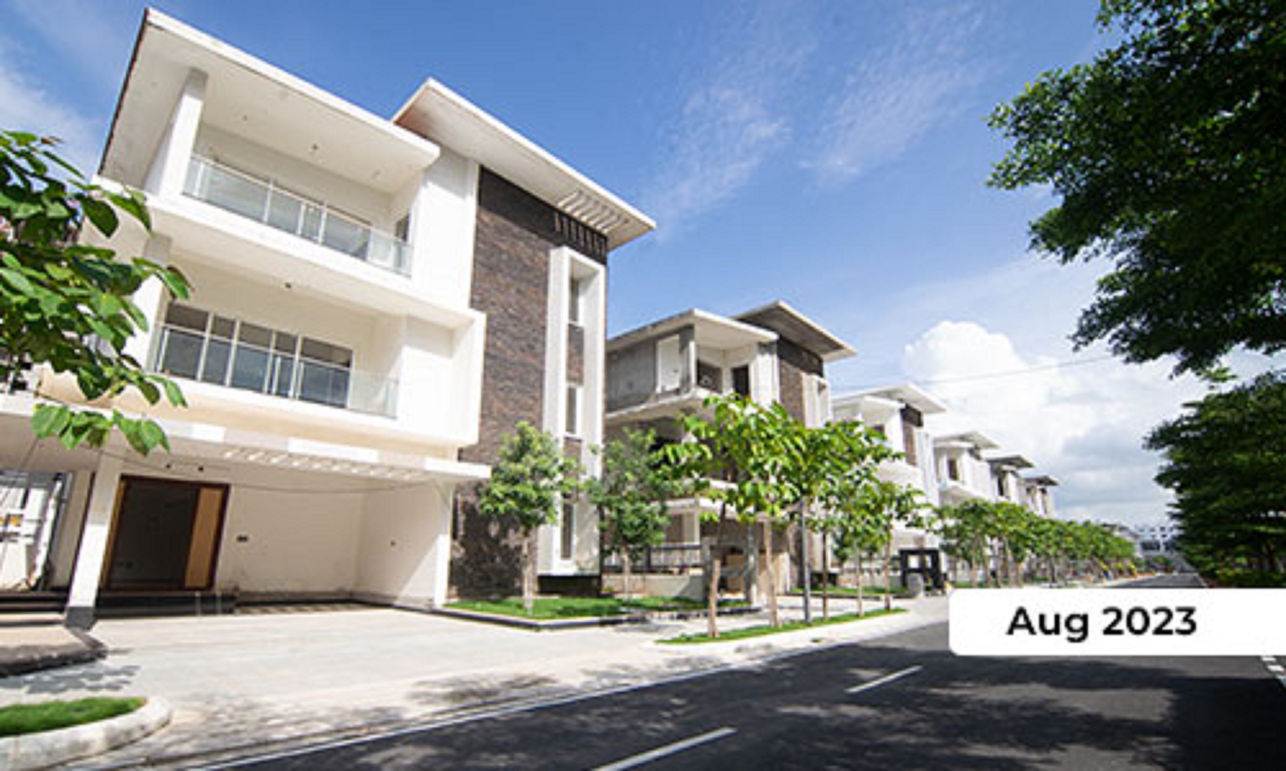 5 BHK + Pooja Room,Servant Room Villa For Sale in SMR SMS Vinay Casa Carino