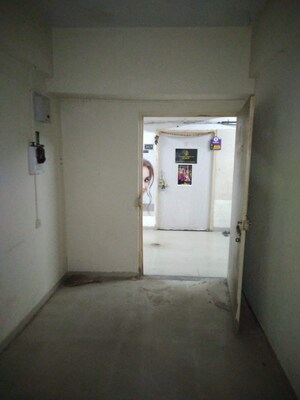  Shop For Sale in Budhwar Peth