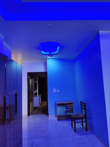 Room in 3 BHK Apartment at Nirmaan Splande Premium, Patiala Road – for Rent