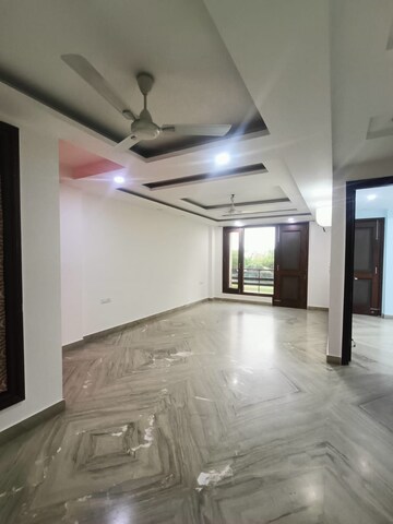 3 BHK Builder Floor For Rent in Saket