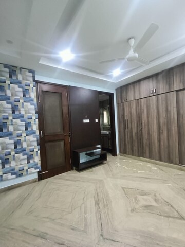 Bedroom in 3 BHK Builder Floor at Saket – for Rent