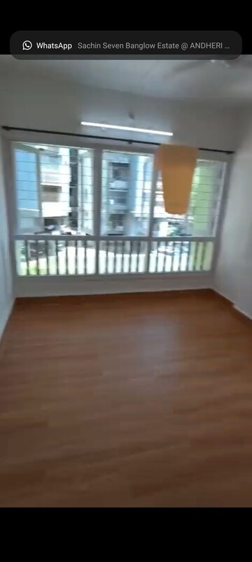 Room in 2 BHK Apartment at Marble Arch Apartment, Andheri West – for Rent