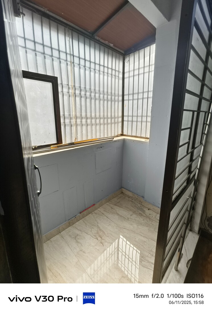 Balcony, dwarka sector 18b 2 Bedroom 1200 Sq.Ft. Apartment In Dwarka Sector 18b Delhi 8807656