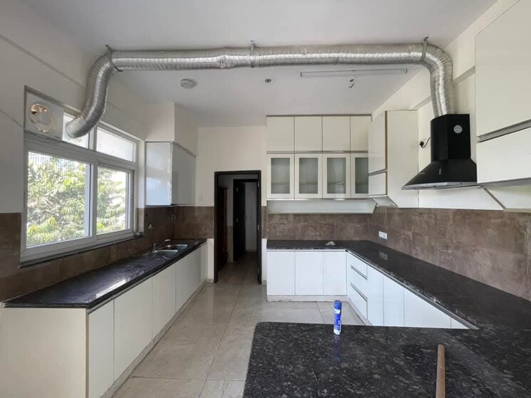 Kitchen, bptp-amstoria-plot 4 Bedroom 3500 Sq.Ft. Builder Floor In Sector 102 Gurgaon 8807652