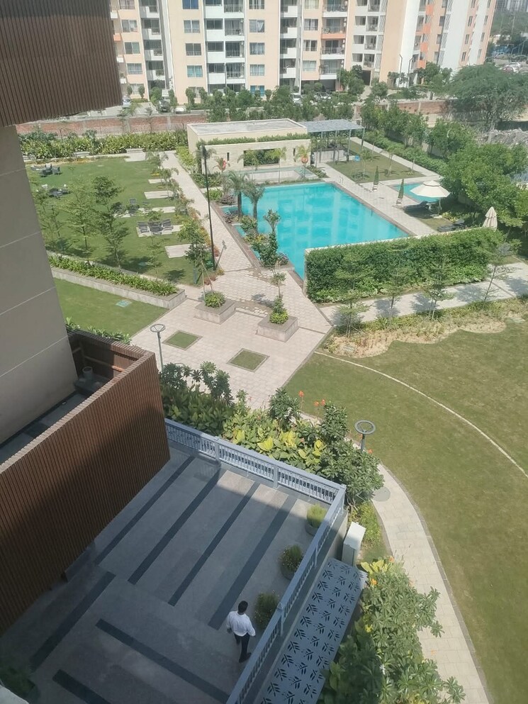 Balcony, bptp-amstoria-plot 4 Bedroom 3500 Sq.Ft. Builder Floor In Sector 102 Gurgaon 8807652