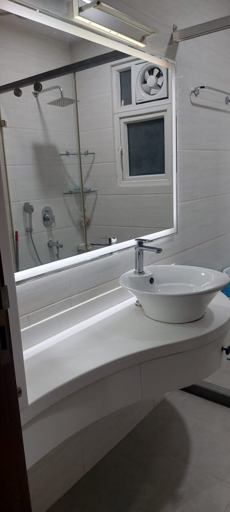 Bathroom, saket 3 Bedroom 2000 Sq.Ft. Builder Floor In Saket Delhi 8807667