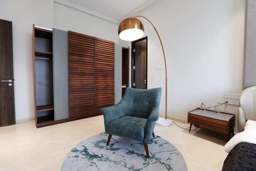 Living Room in 4 BHK Apartment at Indiabulls Blu, Worli – for Rent