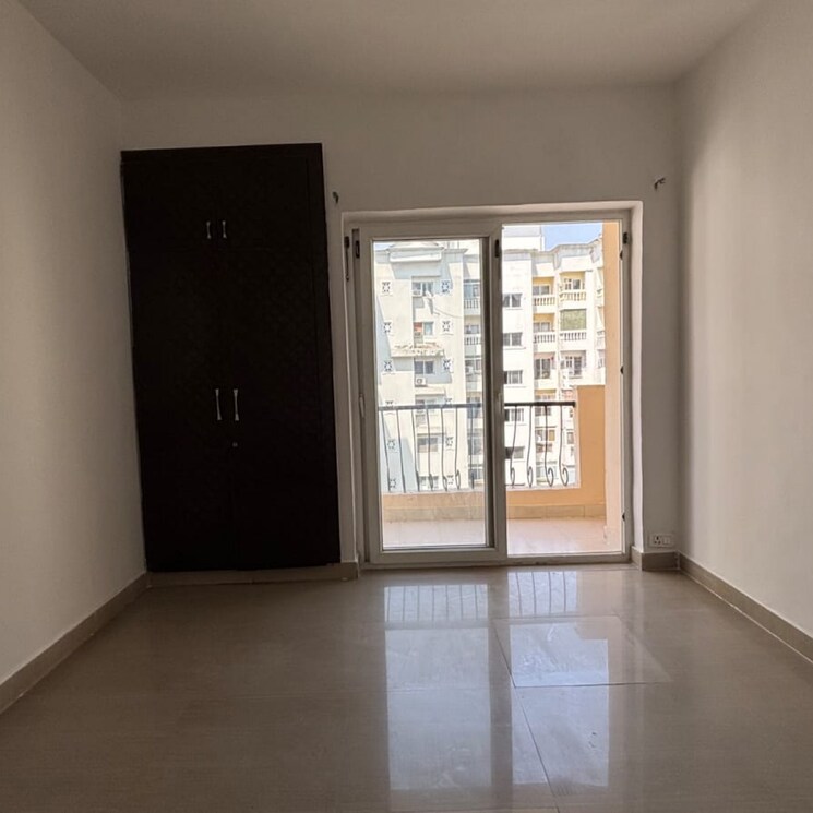 Room, nimbus-the-hyde-park 2.5 Bedroom 1080 Sq.Ft. Apartment In Sector 78 Noida 8807724