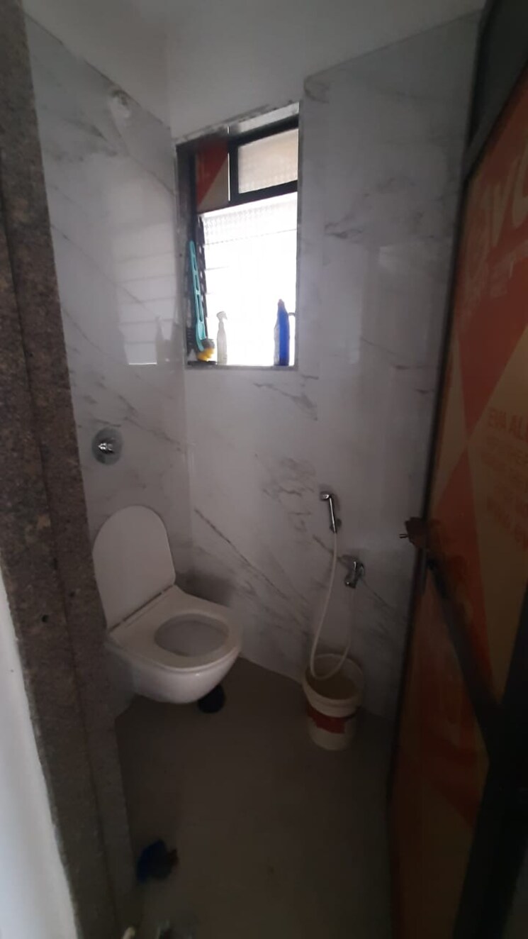 Bathroom, shivom-galaxy 1 Bedroom 532 Sq.Ft. Apartment In Kalyan East Thane 8807758