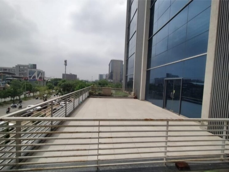 Exterior View, science city Commercial Office Space 2600 Sq.Ft. In Science City Ahmedabad 8807733