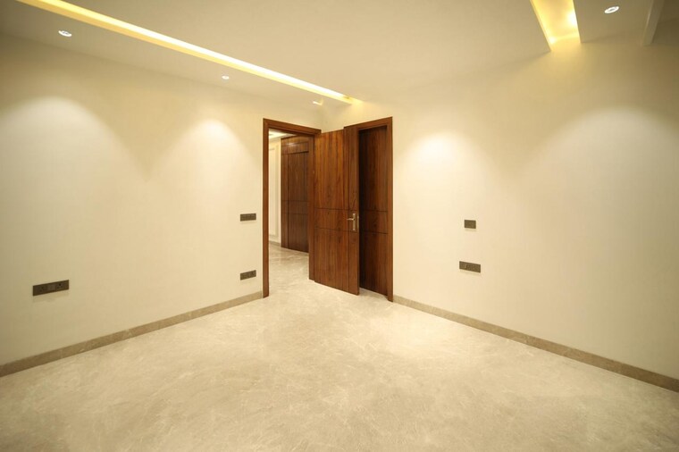 Room, sector 57 4 Bedroom 3300 Sq.Ft. Builder Floor In Sector 57 Gurgaon 8807786