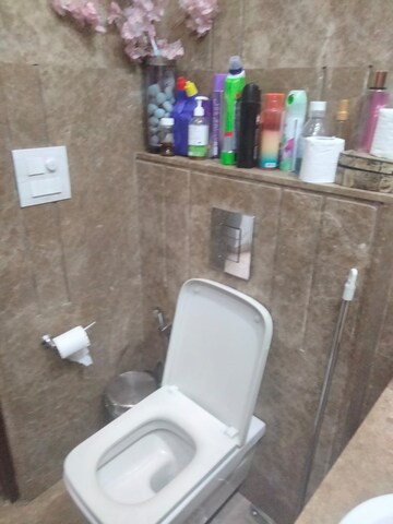 Bathroom in 3 BHK Builder Floor at Safdarjung Enclave – for Rent
