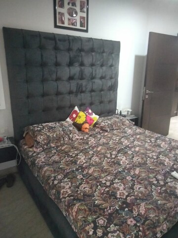 Bedroom in 3 BHK Builder Floor at Safdarjung Enclave – for Rent