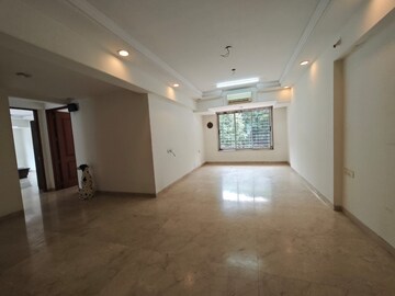 Room in 3 BHK Apartment at Sai Shrushti Chembur, Chembur – for Rent