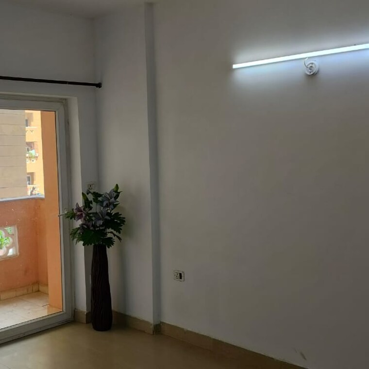 Room, supertech-cape-town 3 Bedroom 1295 Sq.Ft. Apartment In Sector 74 Noida 8807841