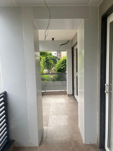 Building Lobby in 4 BHK Apartment at Emaar Emerald Floors Premier, Sector 65 – for Rent