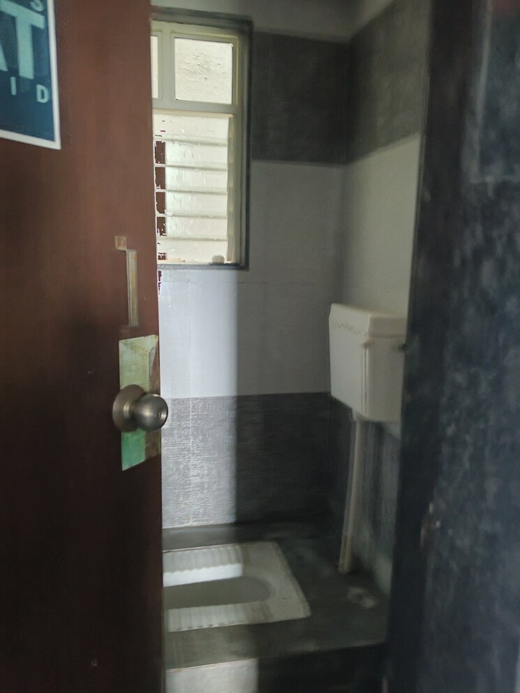 Bathroom, nimhan-onella-nest-phase-i 2 Bedroom 979 Sq.Ft. Apartment In Sus Pune 8807825