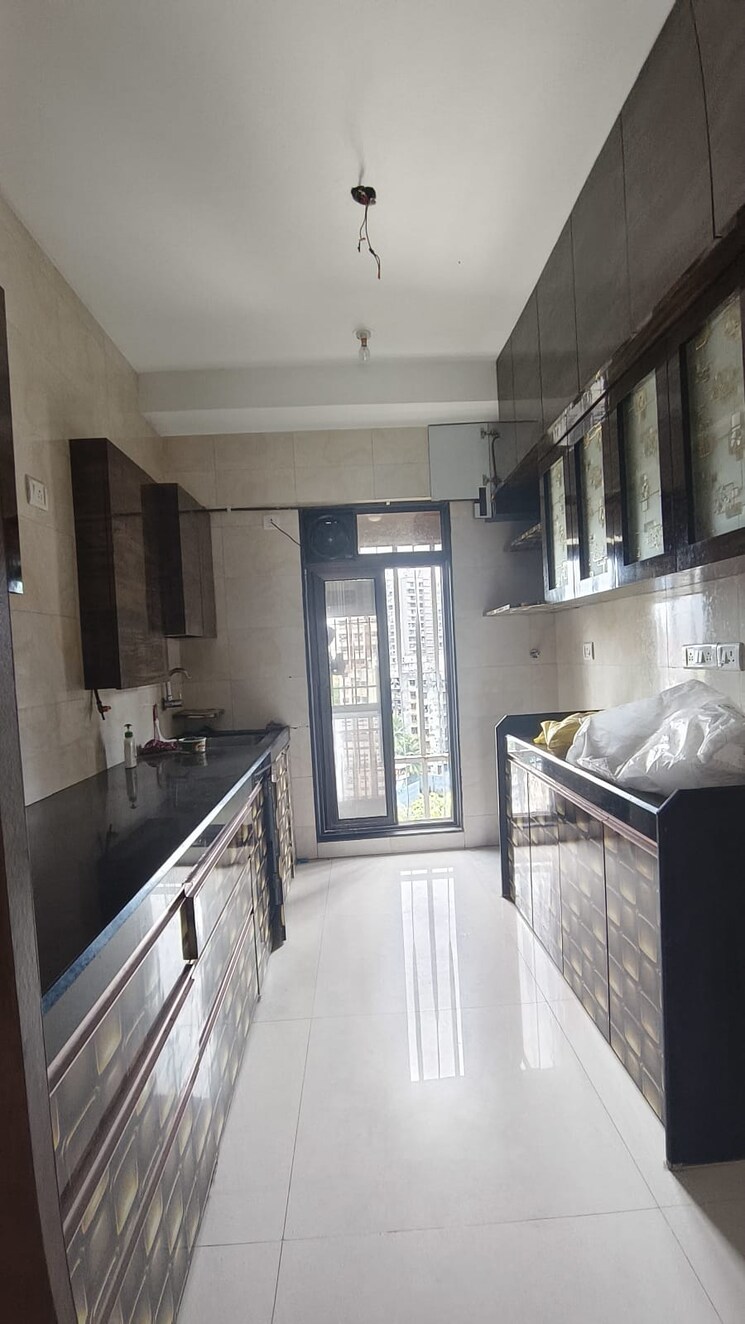 Kitchen, kandivali west 2 Bedroom 600 Sq.Ft. Apartment In Kandivali West Mumbai 8807919