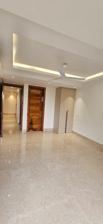 Room in 4 BHK Builder Floor at BP Homes, Sector 85 – for Sale