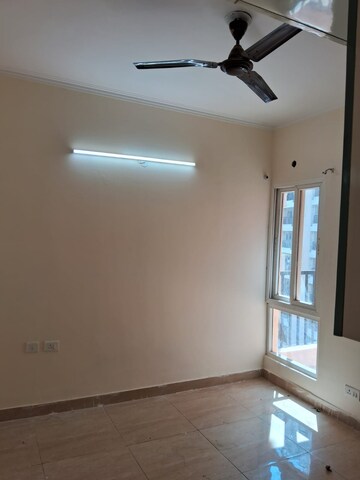 3 BHK Apartment For Rent in Gaur City 2 - 16th Avenue, Sector 16c Greater Noida