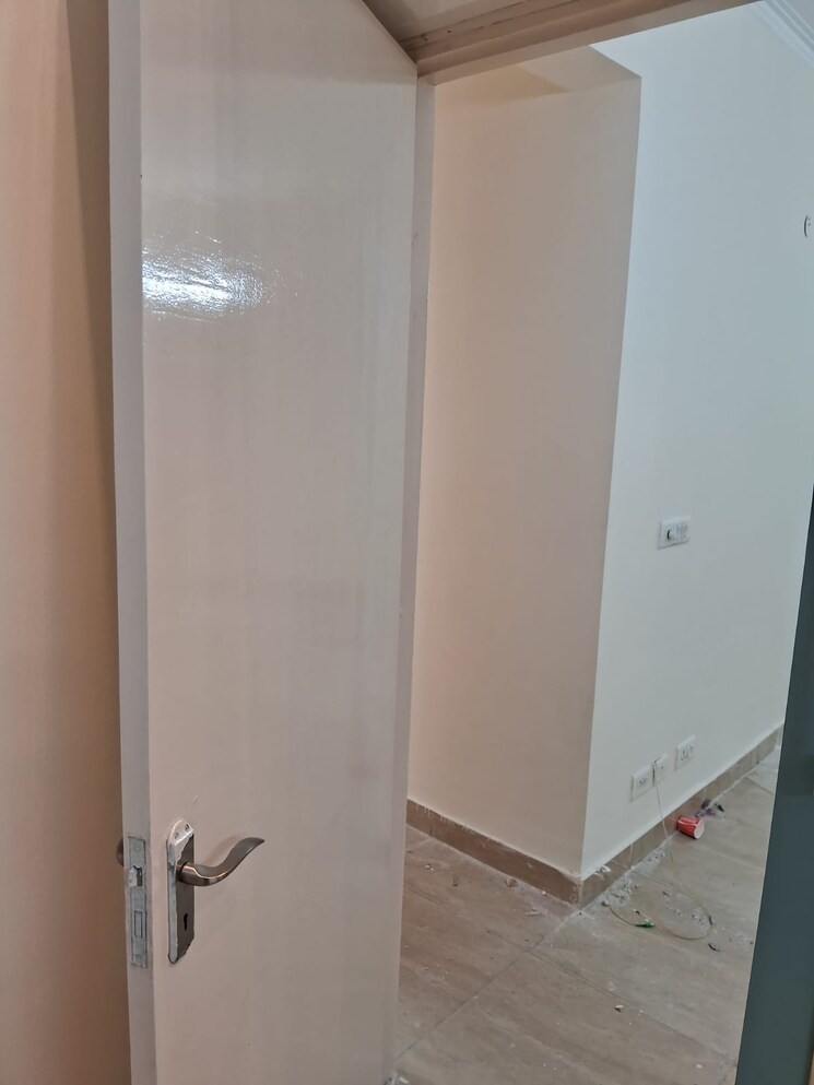 Bathroom, gaur-city-2-16th-avenue 3 Bedroom 1425 Sq.Ft. Apartment In Sector 16c Greater Noida Greater Noida 8807914