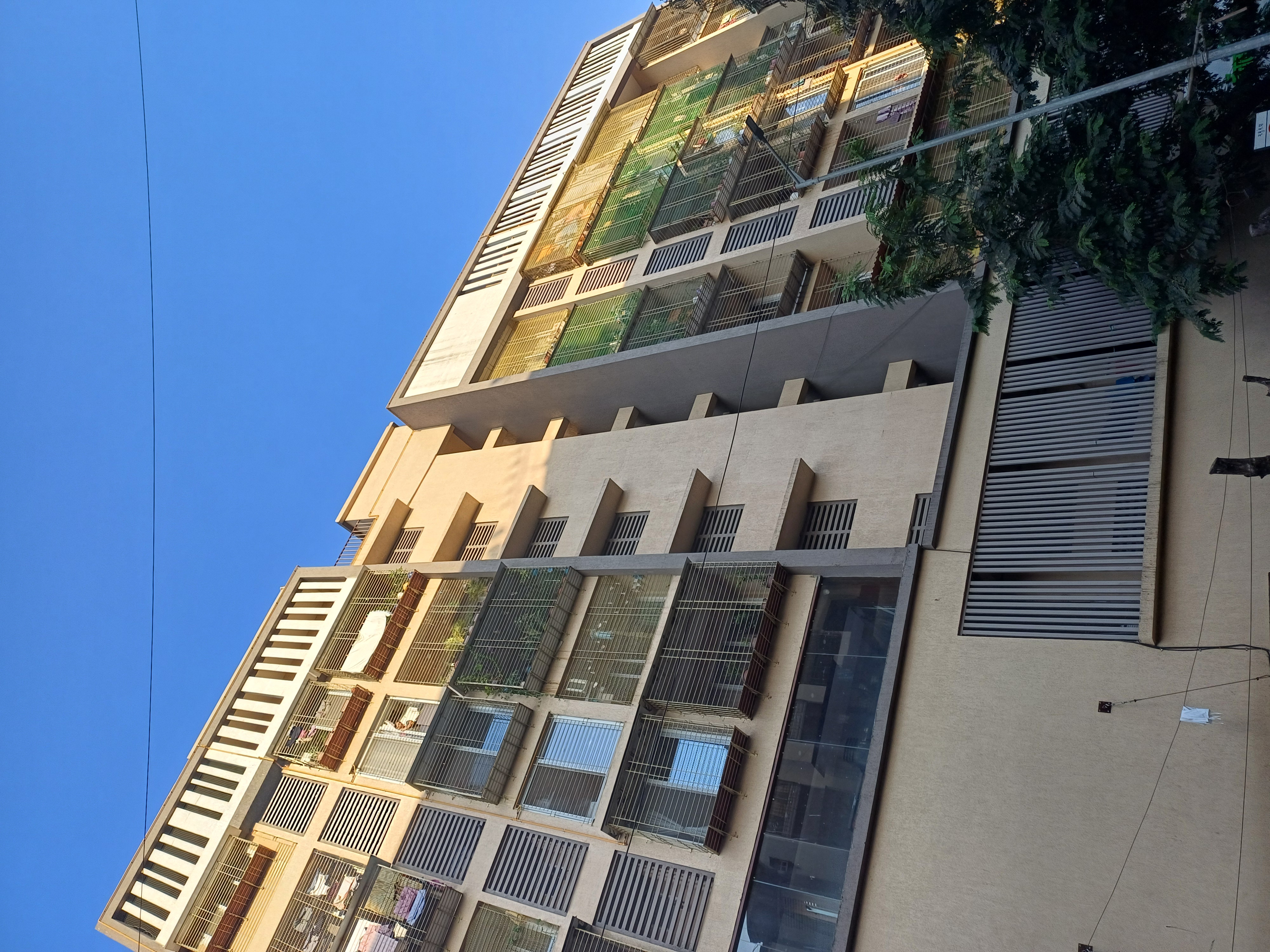 2 BHK Apartment For Rent in Titanium Pyramid Icon