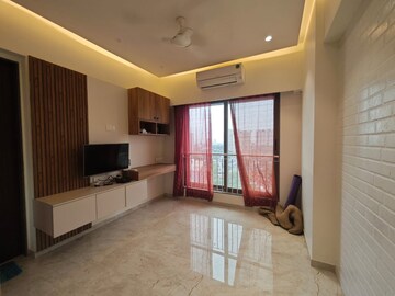 Room in 3 BHK Apartment at SKG Mumbadevi, Chembur – for Rent
